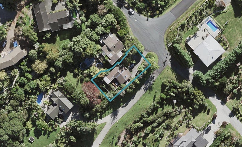 39A Isobel Road, Greenhithe, Auckland - Carousel 1