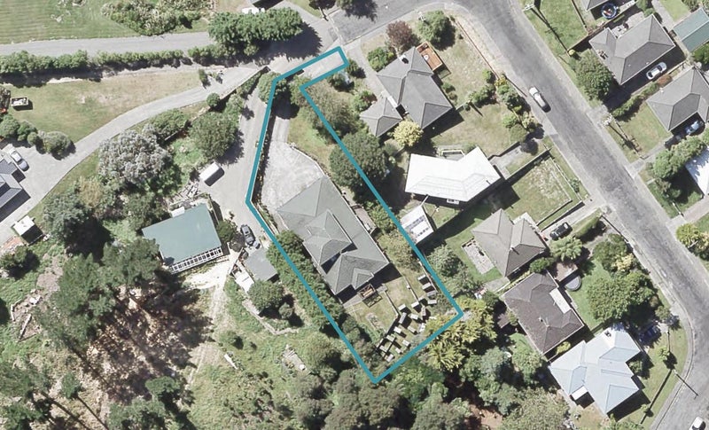 61 Lees Grove, Wainuiomata, Lower Hutt - Carousel 1