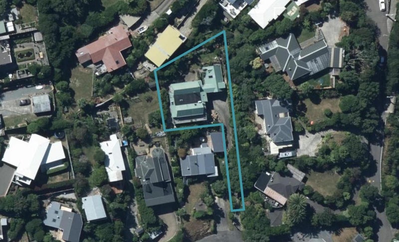 2 Ogilvy Terrace, Plimmerton, Porirua - Carousel 1