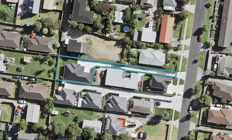 16B LANE RD, Weymouth, Auckland - Carousel 1