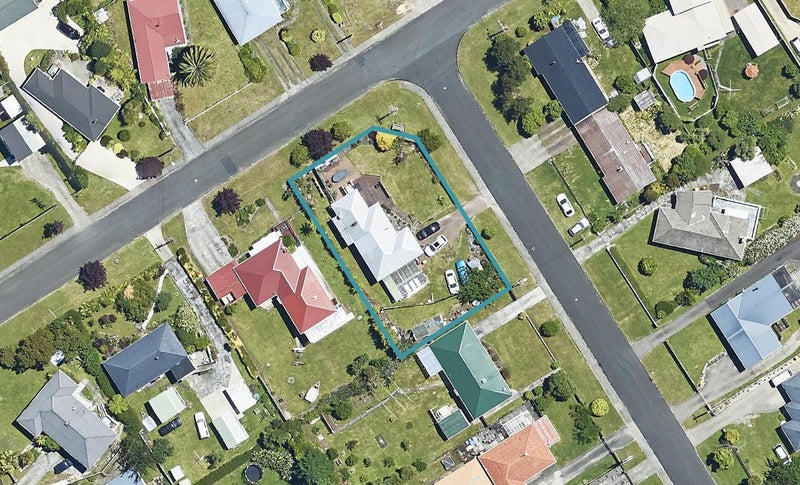 10 Inverness Road, Western Heights, Rotorua - Carousel 1