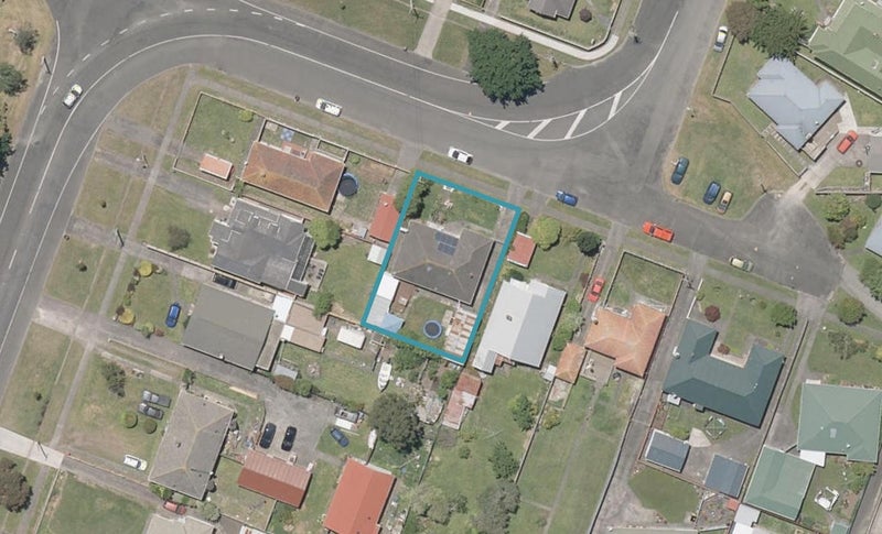 48 Hakeke Street, Whanganui East, Whanganui - Carousel 1