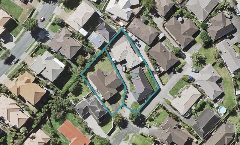 2/19 Kentville Place, Somerville, Auckland - Carousel 1