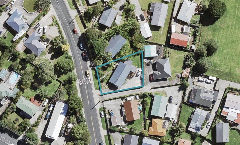 62 Parrs Cross Road, Henderson, Auckland - Carousel 1