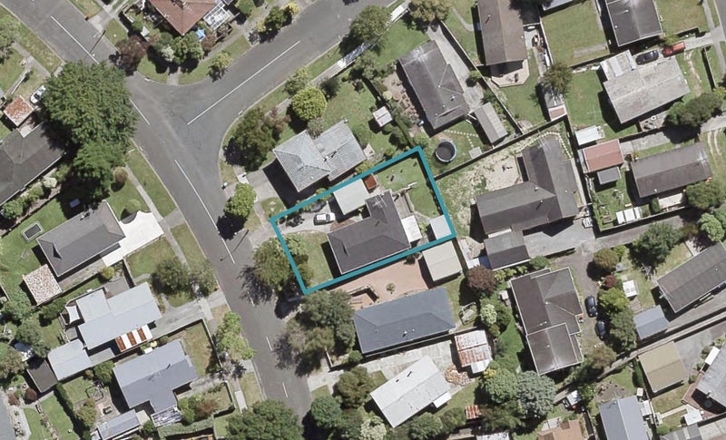 106 California Drive, Totara Park, Upper Hutt - Carousel 1