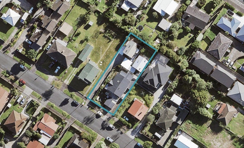 9C Alverston Street, Waterview, Auckland - Carousel 1