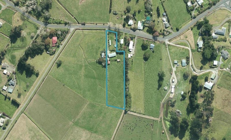 98 Colville Road, Dargaville - Carousel 1