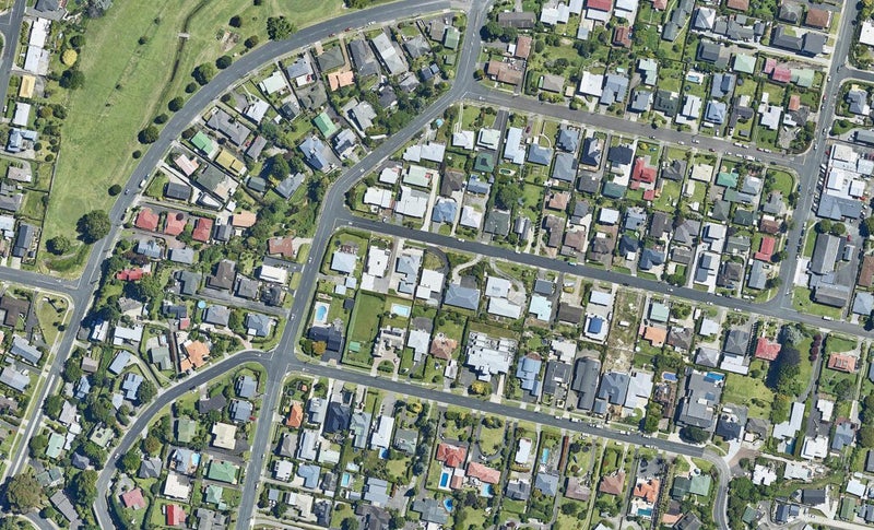9 Seaview Road, Otumoetai, Tauranga - Carousel 1