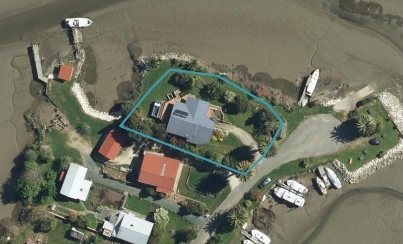 59 Green Tree Road, Riwaka, Motueka - Carousel 1