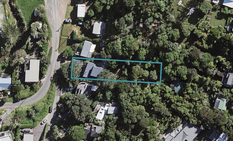 11 First Avenue, Onetangi, Waiheke Island - Carousel 1