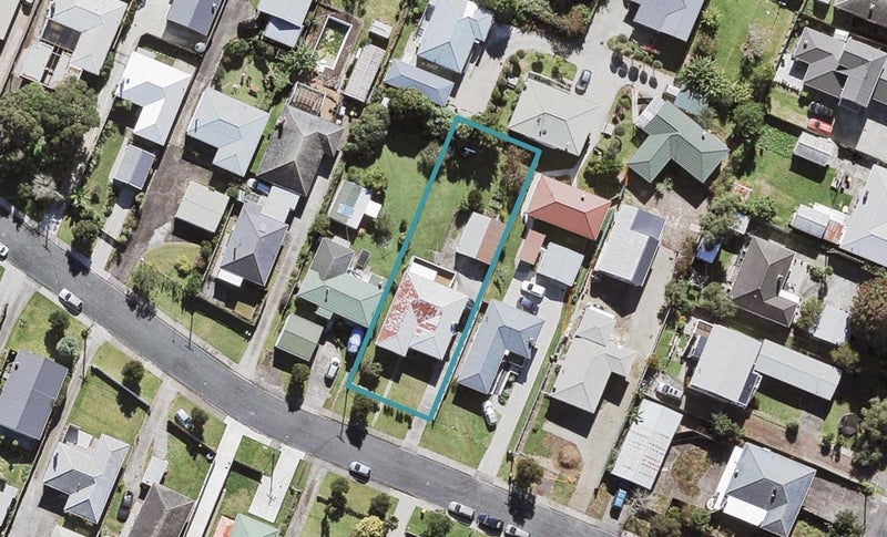 5 Albert Road, Kelston, Auckland - Carousel 1