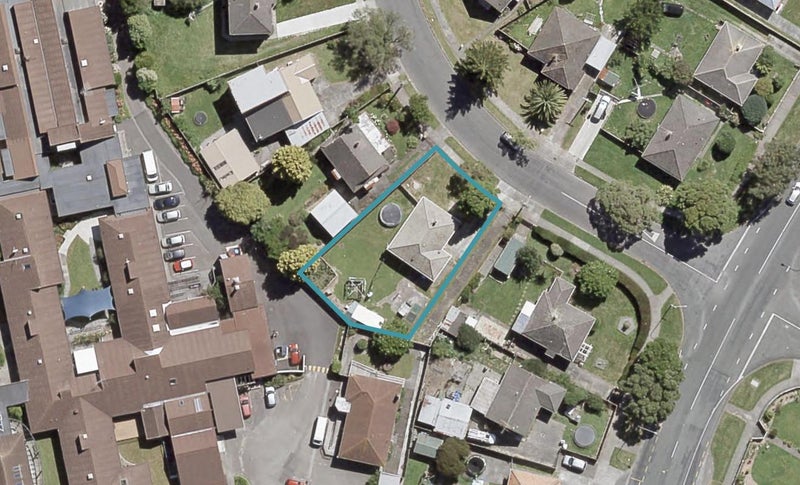 3 Biddle Crescent, Taita, Lower Hutt - Carousel 1