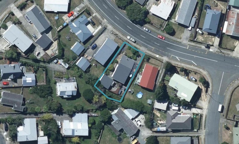 433 Warspite Avenue, Ascot Park, Porirua - Carousel 1