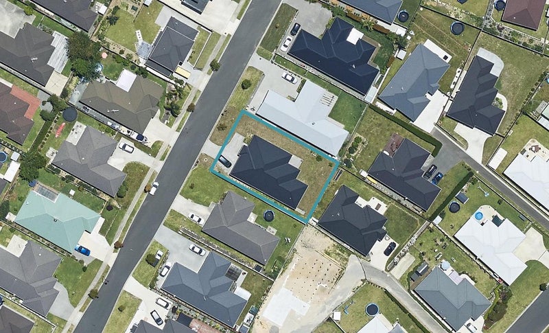 14 Kinmount Drive, Pyes Pa, Tauranga - Carousel 1