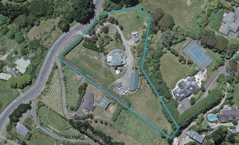62 Woodburn Drive, Takapu Valley, Wellington - Carousel 1