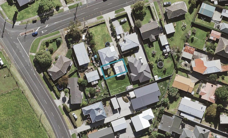 74D Miller Road, Mangere Bridge, Auckland - Carousel 1