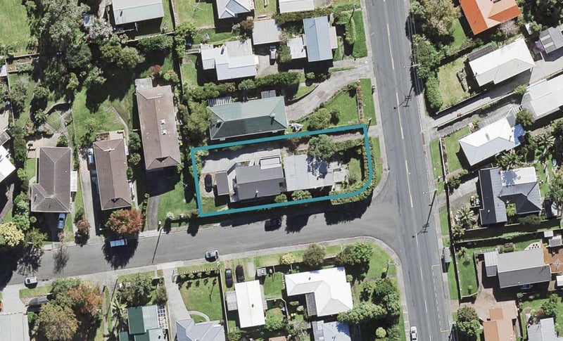 234A Rangatira Road, Beach Haven, Auckland - Carousel 1