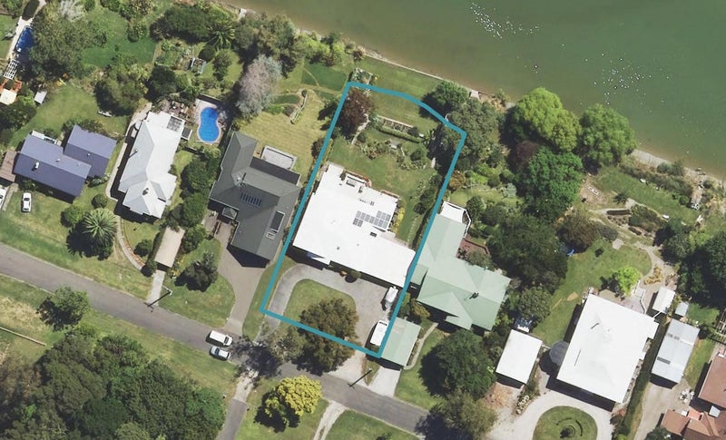 22 Score Road, Inner Kaiti, Gisborne - Carousel 1