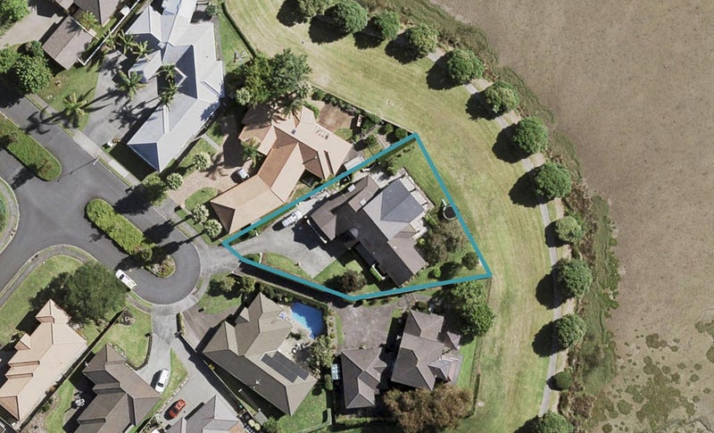 90 Rushgreen Avenue, Pahurehure, Papakura - Carousel 1