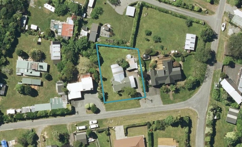 16 Phillips Road, Ngakuta Bay - Carousel 1
