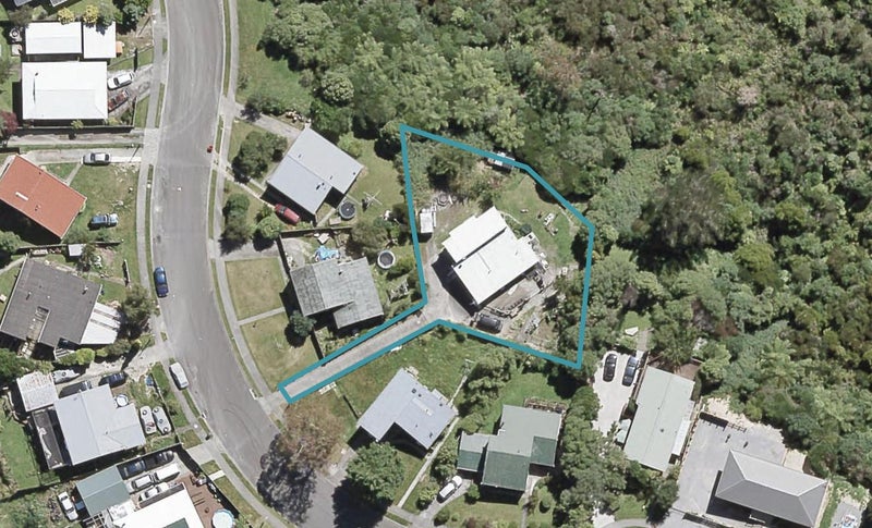19 Gentian Street, Timberlea, Upper Hutt - Carousel 1