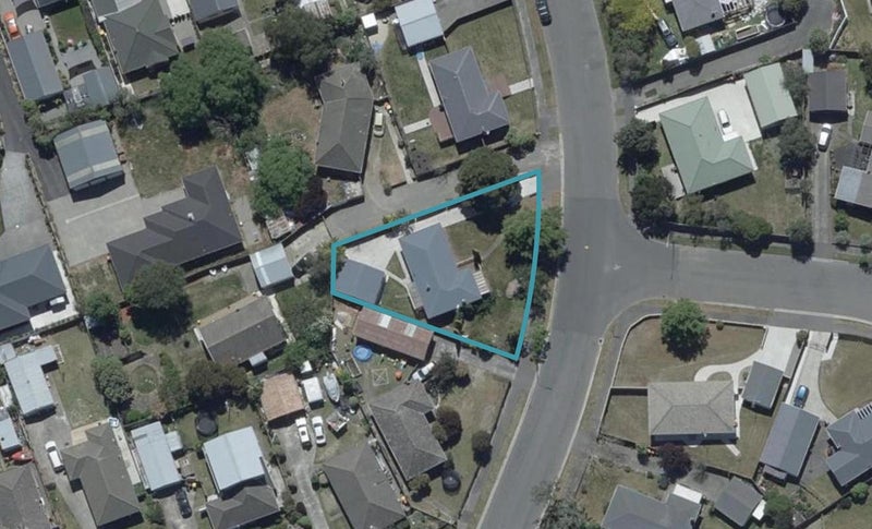 8 Chartwell Street, Burwood, Christchurch - Carousel 1