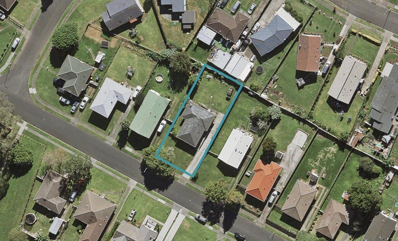 67 Ferguson Street, Mangere East, Auckland - Carousel 1