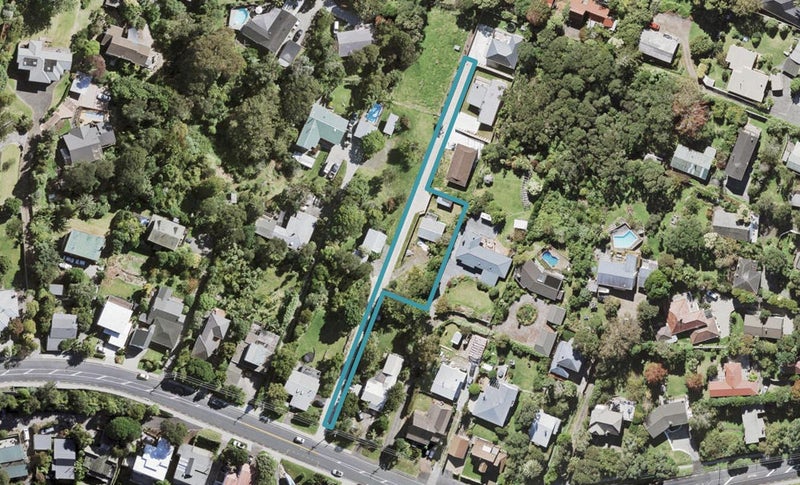 213 Golf Road, Titirangi, Auckland - Carousel 1