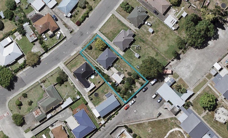 1042 Hood Street, Mayfair, Hastings - Carousel 1
