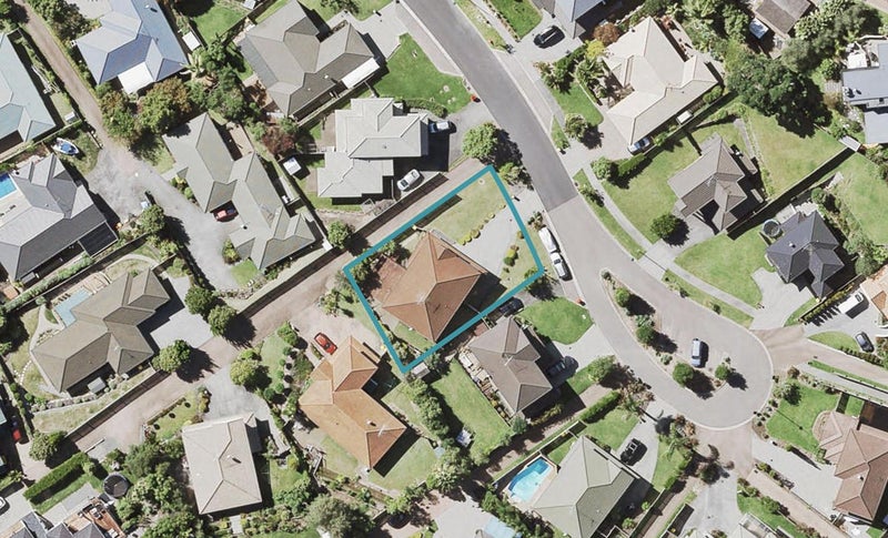 17 Landvale Court, Browns Bay, Auckland - Carousel 1