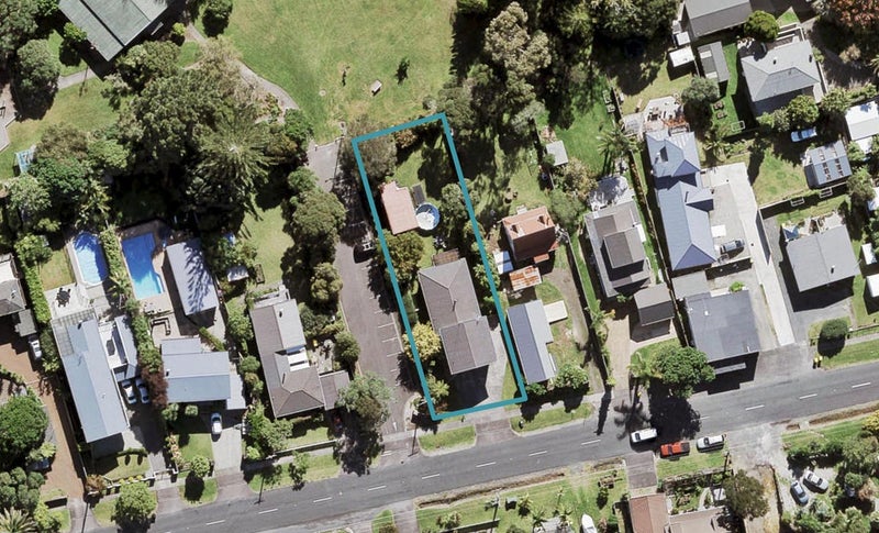 46 Ferry Parade, Herald Island, Auckland - Carousel 1