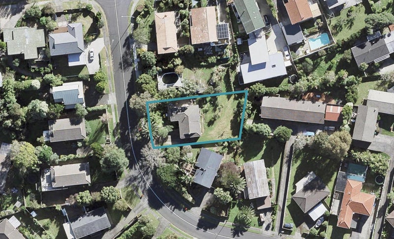 2 Cranston Street, Torbay, Auckland - Carousel 1