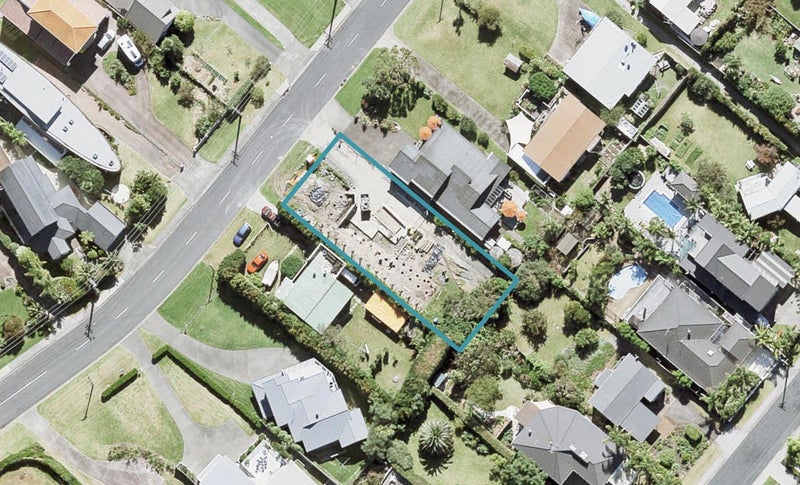 59 Tindalls Bay Road, Tindalls Beach, Whangaparaoa - Carousel 1