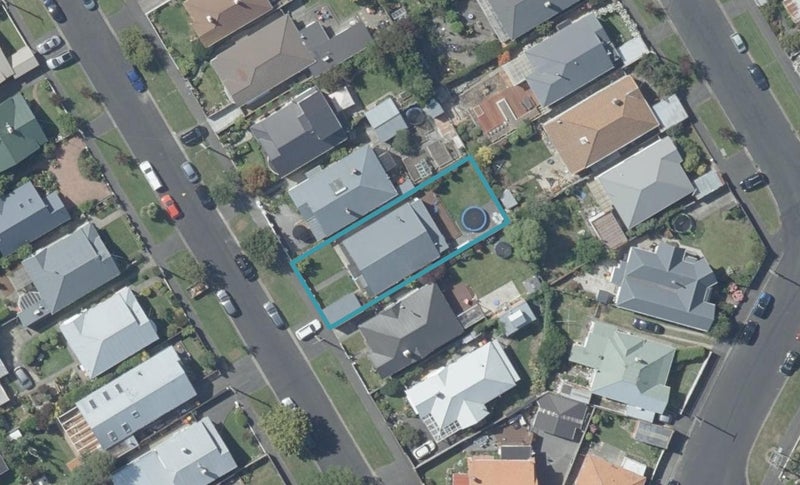 17 Pretoria Avenue, Saint Clair, Dunedin - Carousel 1