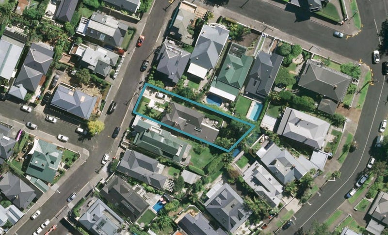 35 Dedwood Terrace, Saint Marys Bay, Auckland - Carousel 1