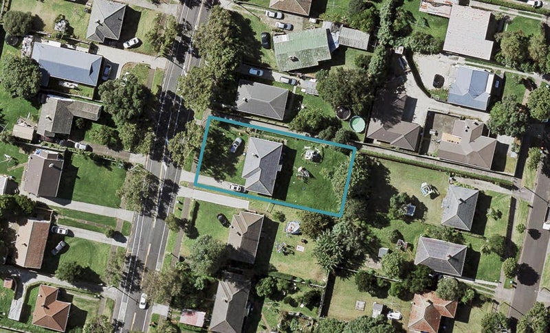 48 Erima Avenue, Point England, Auckland - Carousel 1