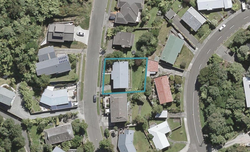 24 Picasso Grove, Belmont, Lower Hutt - Carousel 1