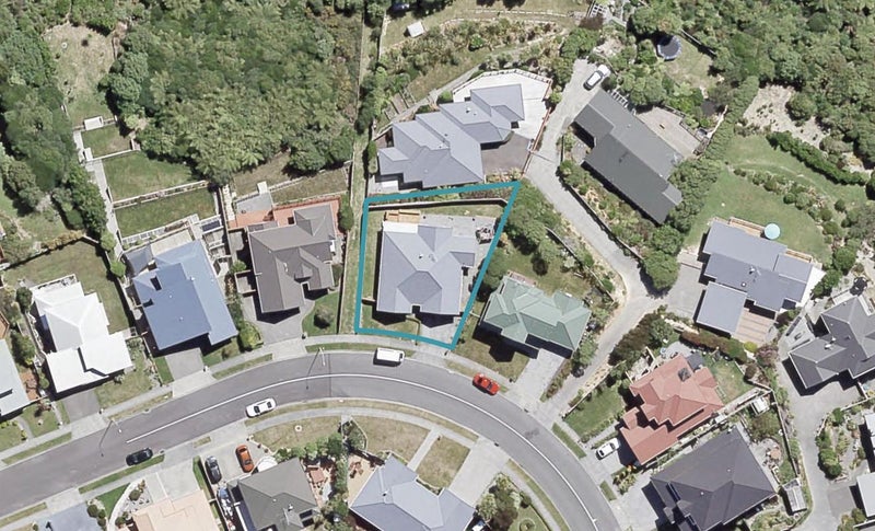 124 Redvers Drive, Belmont, Lower Hutt - Carousel 1