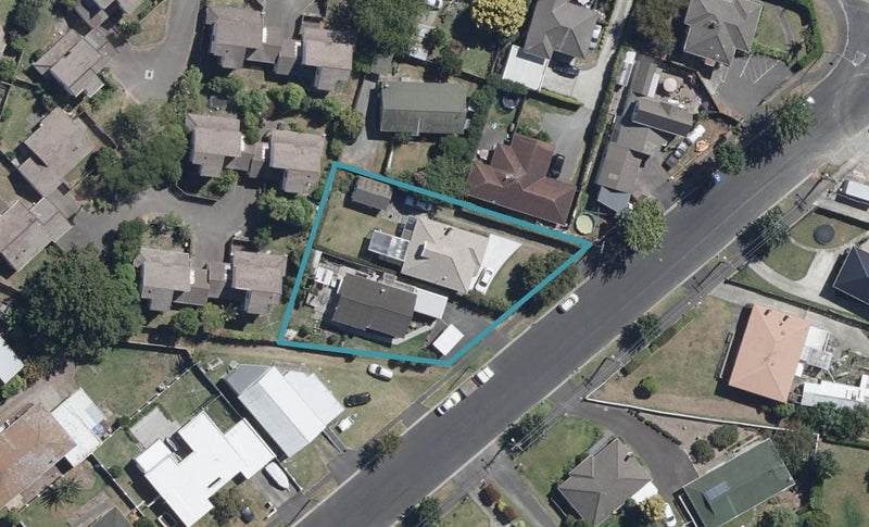 6 Storey Avenue, Forest Lake, Hamilton - Carousel 1