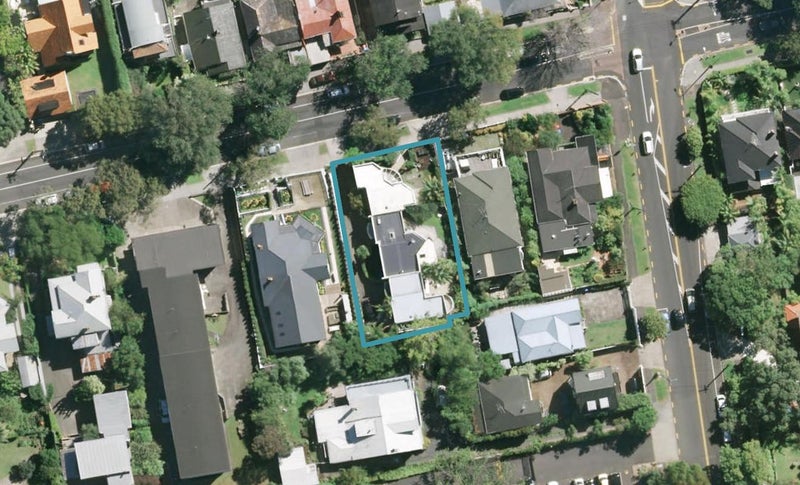 38B Sarsfield Street, Herne Bay, Auckland - Carousel 1
