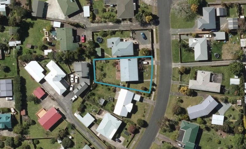 17 Otuhiwai Crescent, Tikipunga, Whangarei - Carousel 1