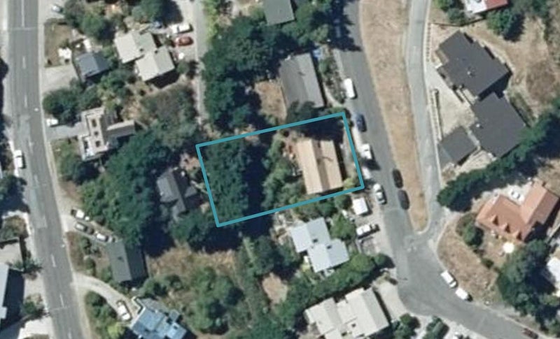 28 MacKinnon Terrace, Sunshine Bay, Queenstown - Carousel 1