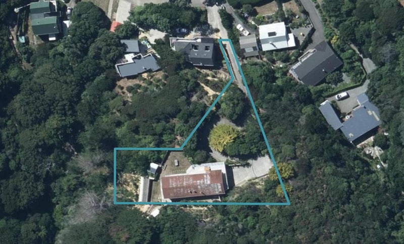 86 Paremata Road, Paremata, Porirua - Carousel 1