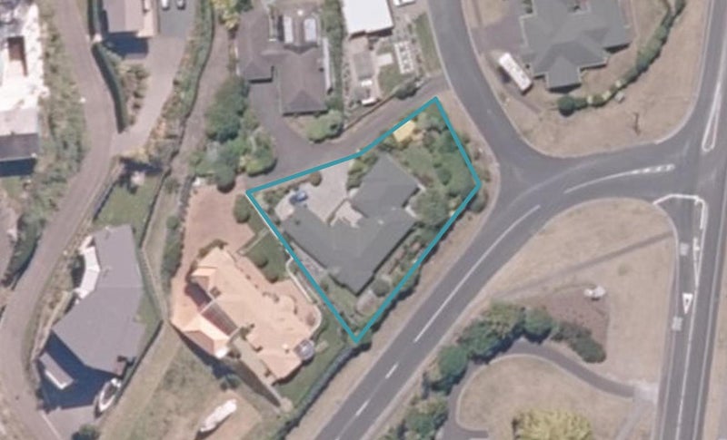 1 Krissell Place, Acacia Bay, Taupo - Carousel 1