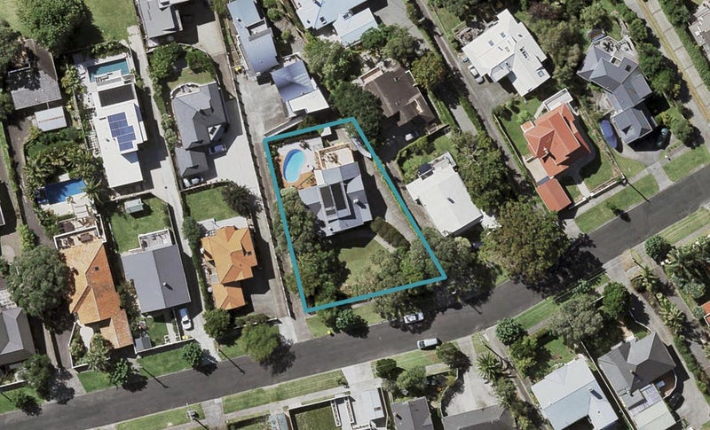63 Beresford Street, Bayswater, Auckland - Carousel 1