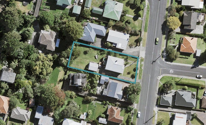 17 Pleasant Road, Glen Eden, Auckland - Carousel 1