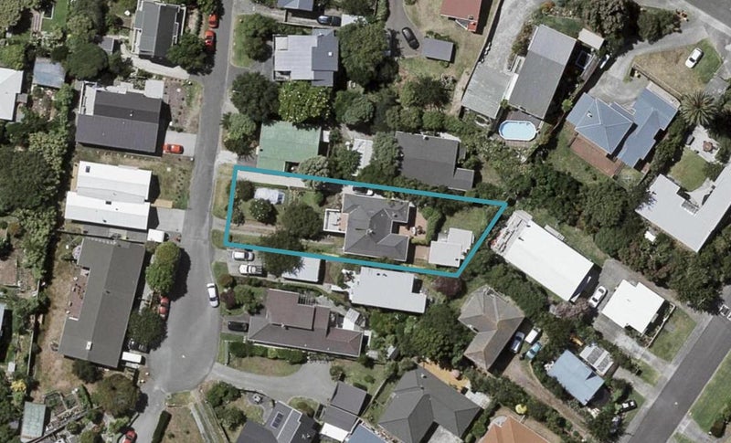 2/5 Park Road, Paraparaumu Beach, Paraparaumu - Carousel 1