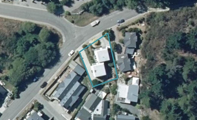 10A Windsor Place, Queenstown, Queenstown - Carousel 1