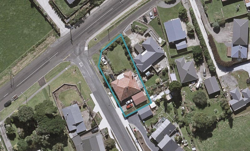 4 Solway Terrace, Bell Block, New Plymouth - Carousel 1
