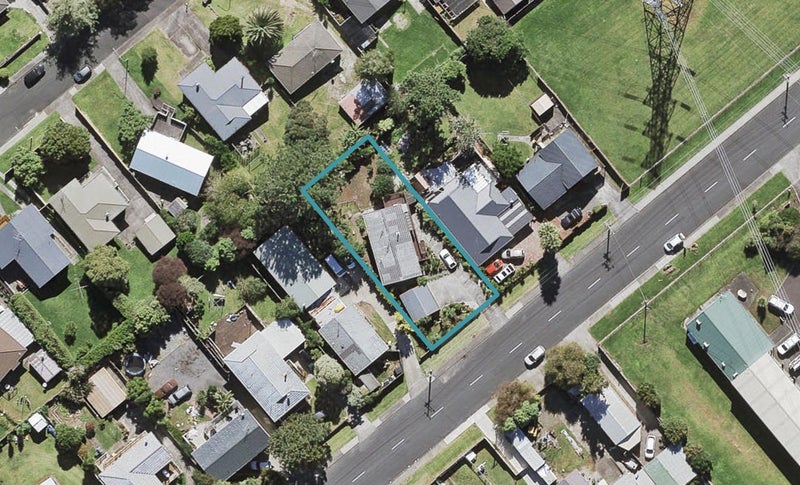 55 Lincoln Park Avenue, Massey, Auckland - Carousel 1